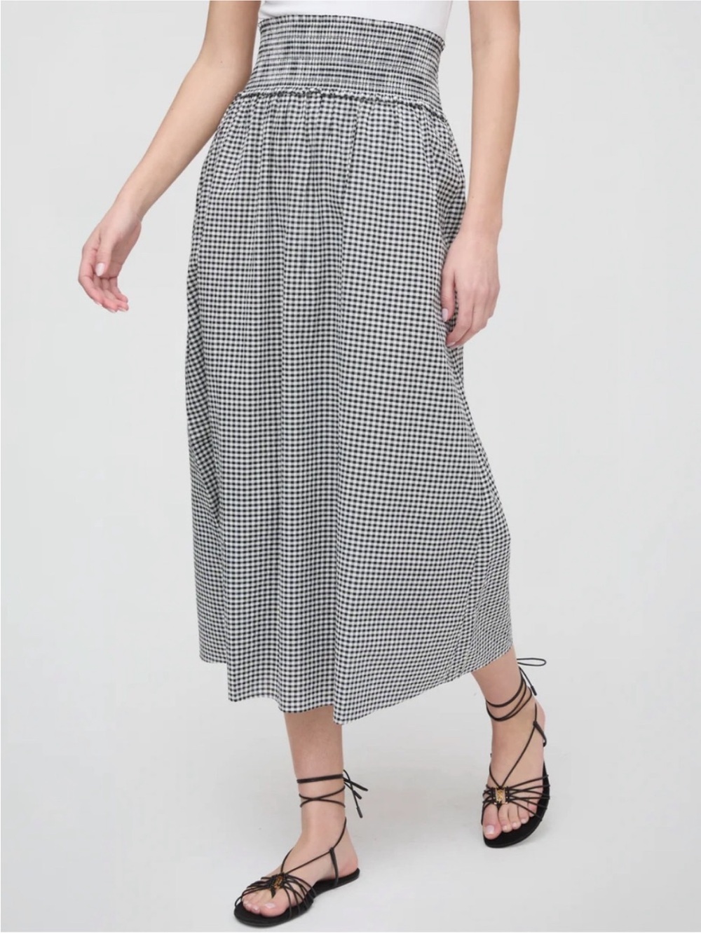 Hill House Delphine Nap Skirt, Smocked Waist Gingham Midi Skirt — Black & White